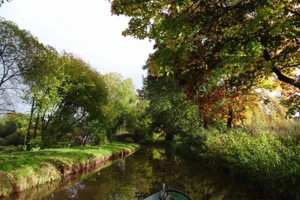 The canal becomes colourful in the autumn